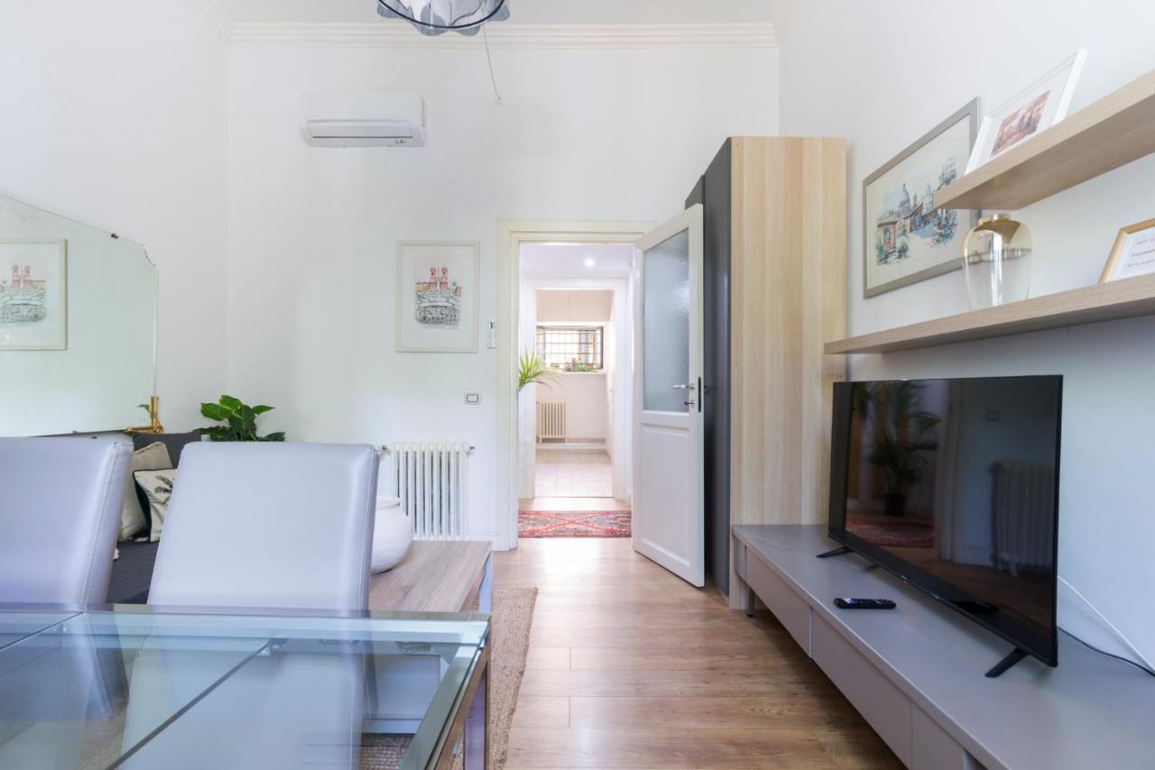Апартаменти Tiber Majesty 25 Piazza Del Popolo Рим Екстер'єр фото